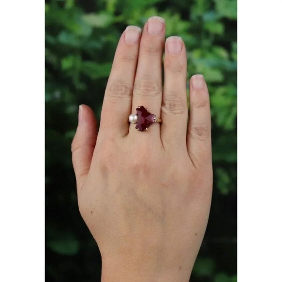 10k Yellow Gold Lab Created Ruby & Freshwater Pearl Ring Size 7 1/4 - Picture 2 of 7